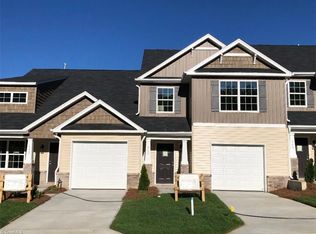 111 Crepe Myrtle Ln #16-MOM, Jamestown, NC 27282