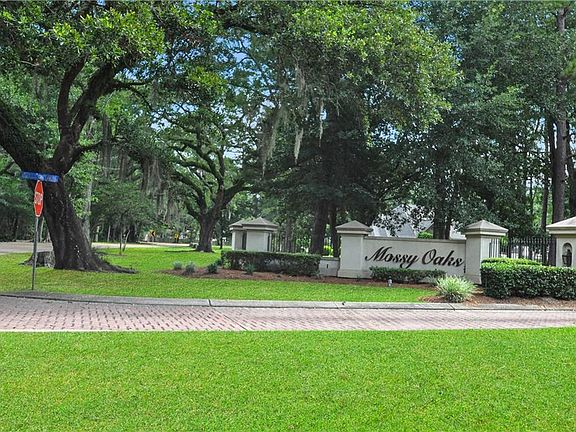 3rd image of Robert Blvd