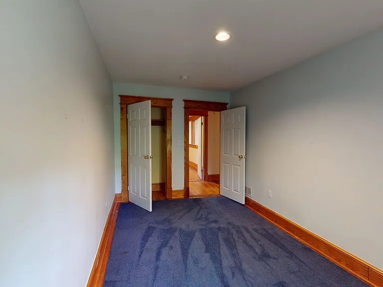 1915 E Market St #3 — Photo 3