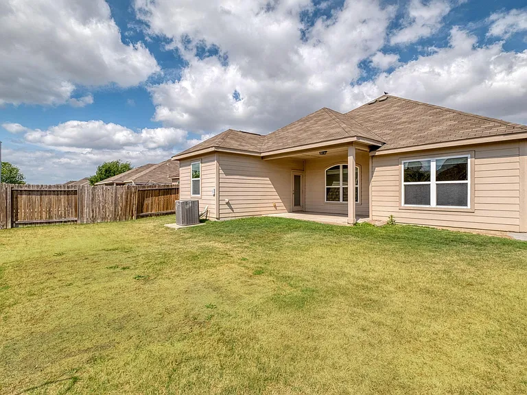 13709 Nelson Houser St — Photo 28