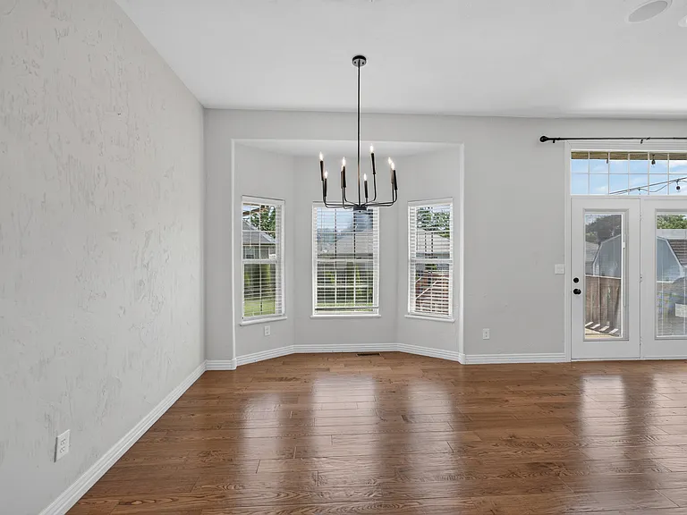 935 E Weldon Dr — Photo 10