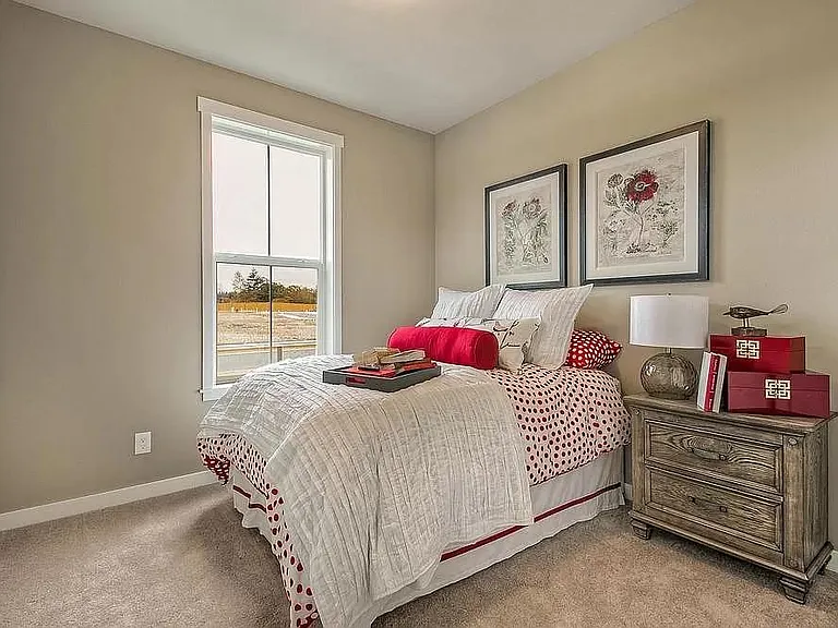 2112 Mayes Rd SE — Photo 7