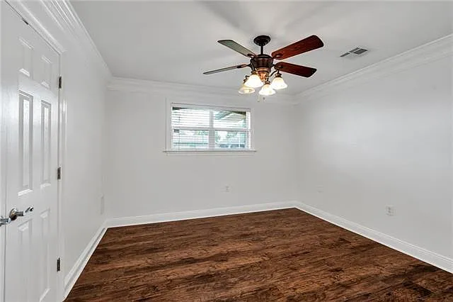 914 Rowley Blvd — Photo 17