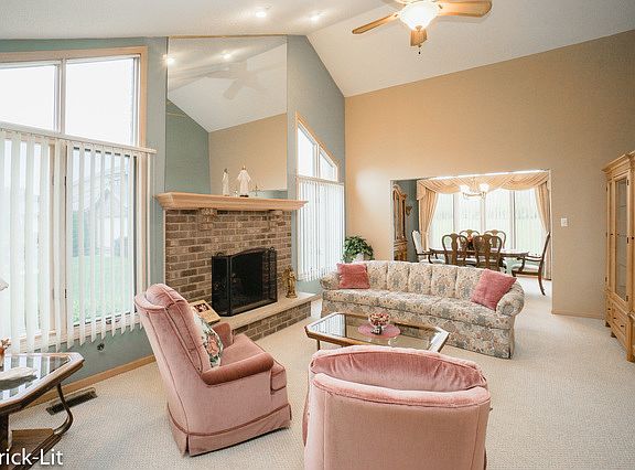 5th image of 10484 Brookridge Creek Dr
