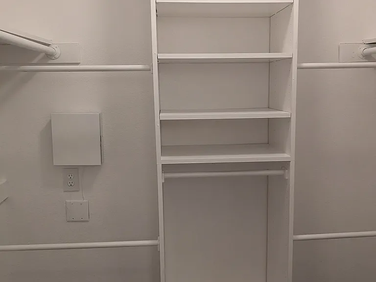 532 Majestic Park Ln — Photo 14