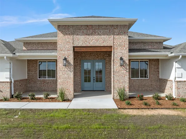 995 Galaxy Rd, Woodway, TX 76712