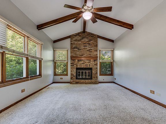 4th image of 2309 Newport Dr