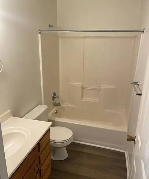 Celeron Suites — Photo 7