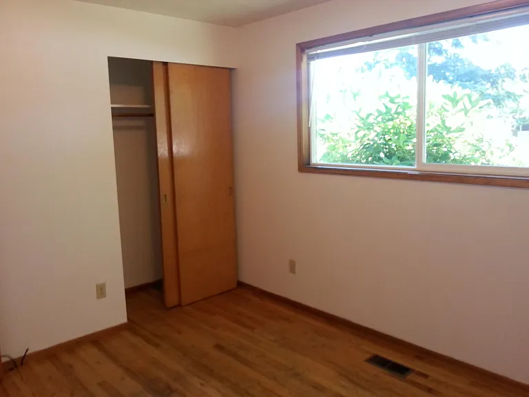 1331 NW Circle Blvd — Photo 10