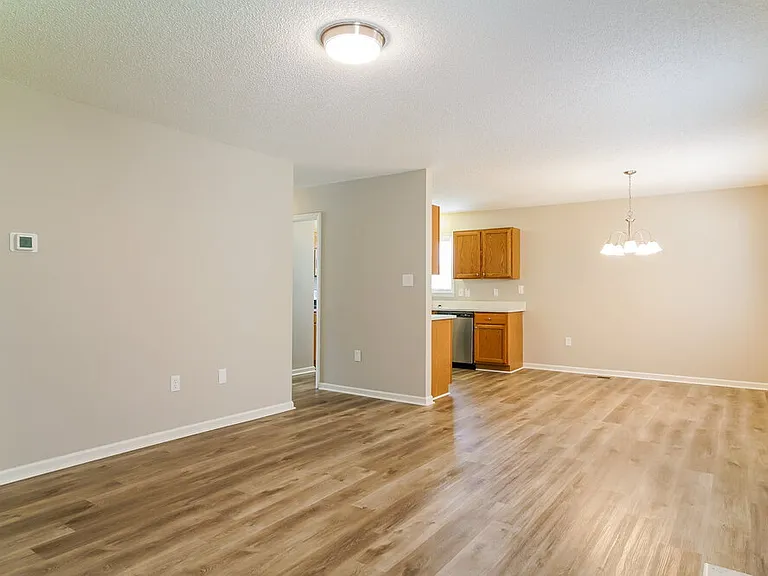 412 Birdsong Way — Photo 5