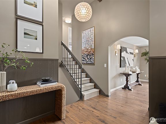 4th image of 1824 180th Avenue NE