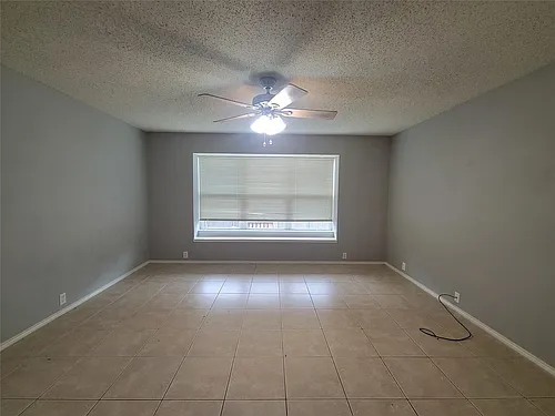 1411 Dundee Dr Photo 1