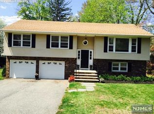 316 Piermont Rd, Closter, NJ 07624