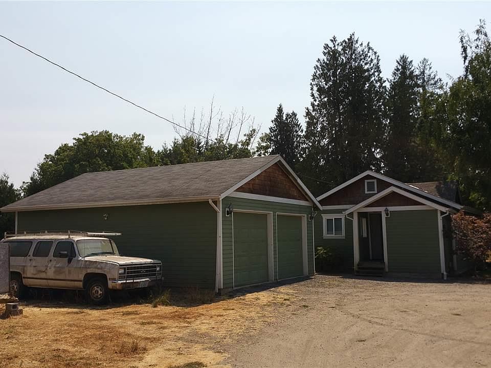 2nd image of 4367 S Elliott Prairie Rd