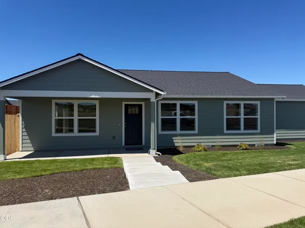 639 NE Arnold St #173, Madras, OR 97741