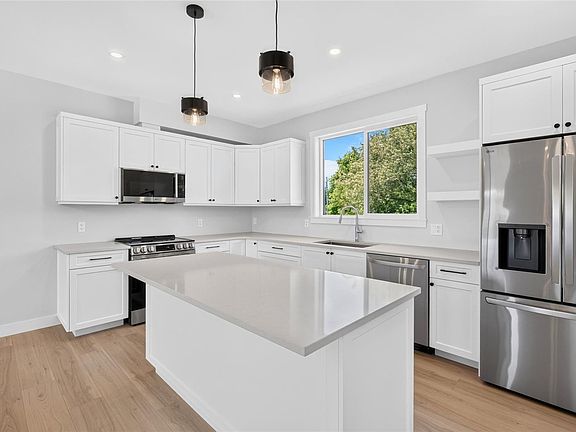 4th image of 2022B Galerno Rd