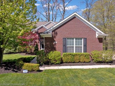 1060 Tinley Blvd, Oxford, MI, 48371
