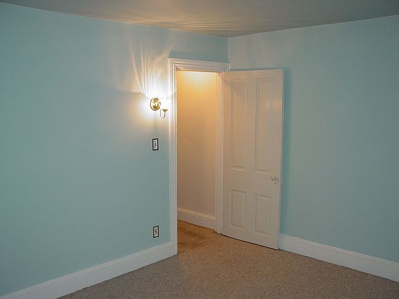 Bedroom 1 - 2nd Floor