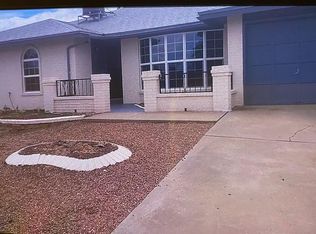11220 Thundercloud Dr, El Paso, TX 79936
