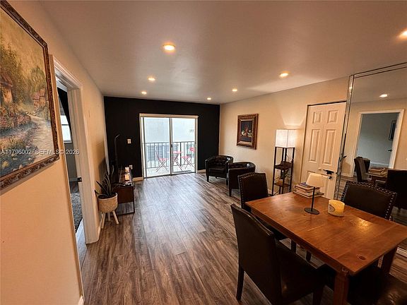 3rd image of 1605 Pennsylvania Ave APT 303