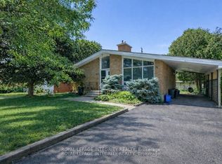 2347 Baseline Rd, Ottawa, ON K2C 0E2