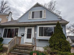 1466 Bunts Rd, Lakewood, OH 44107