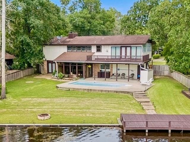1st image of 607 Cypress Bend Dr