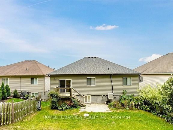5th image of 346A Edgehill Dr