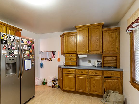 4th image of 640 Oak Run Dr