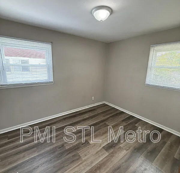 10515 Renfrew Dr — Photo 7