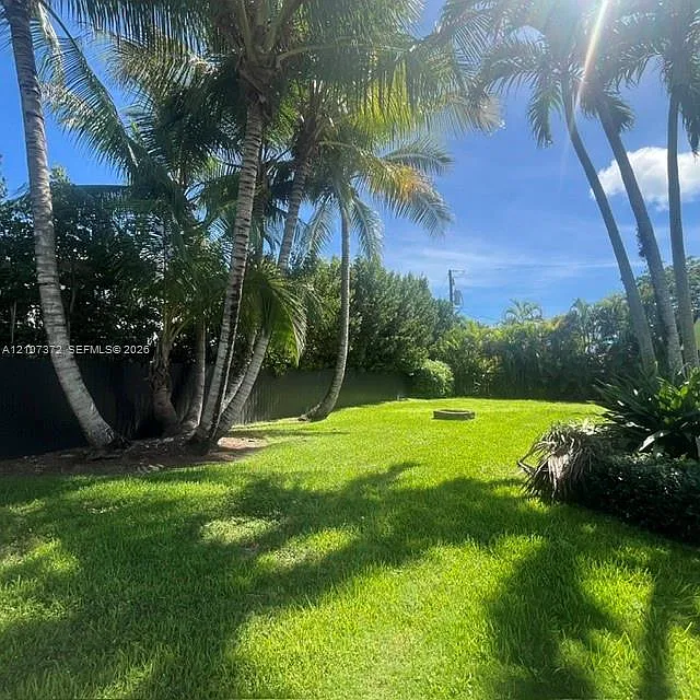 Palmetto East — Photo 4