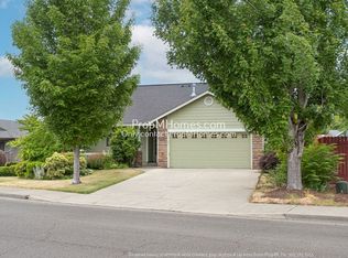 625 Cozy Way, Woodburn, OR 97071