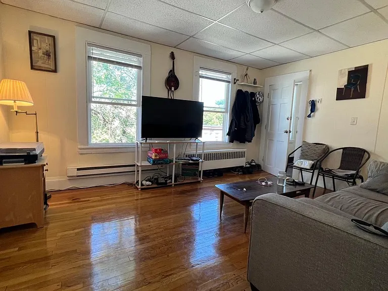 140 Hampshire St #3 — Photo 5