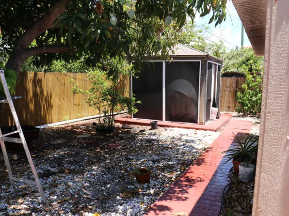 2631 NE 9th Avenue, Pompano Beach, FL 33064