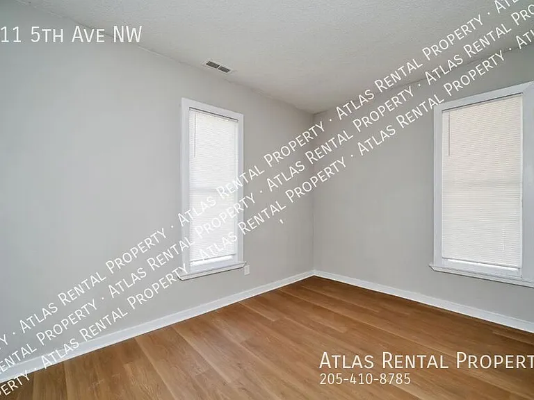 111 5th Ave NW — Photo 9
