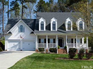 401 Wescott Ridge Dr, Holly Springs, NC 27540