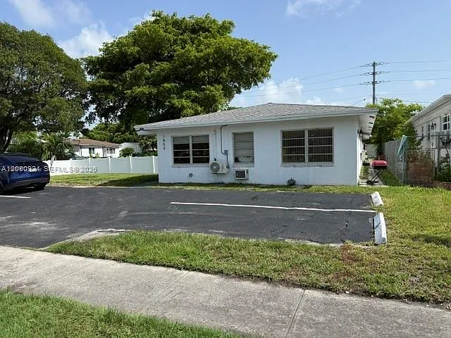 1859 Wiley St #3 — Photo 23