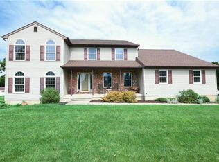 5501 Montauk Ln, Bethlehem, PA 18017