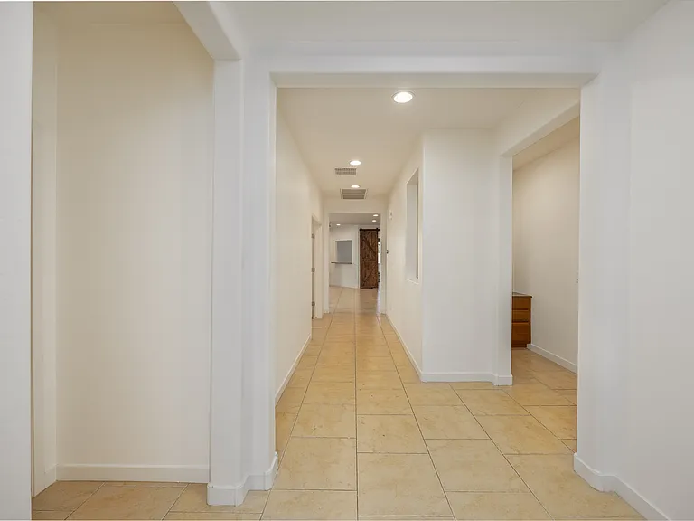 3896 E Alfalfa Dr — Photo 6