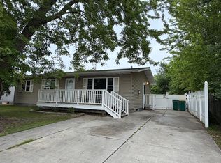 121 SE 10th St, Grand Rapids, MN 55744