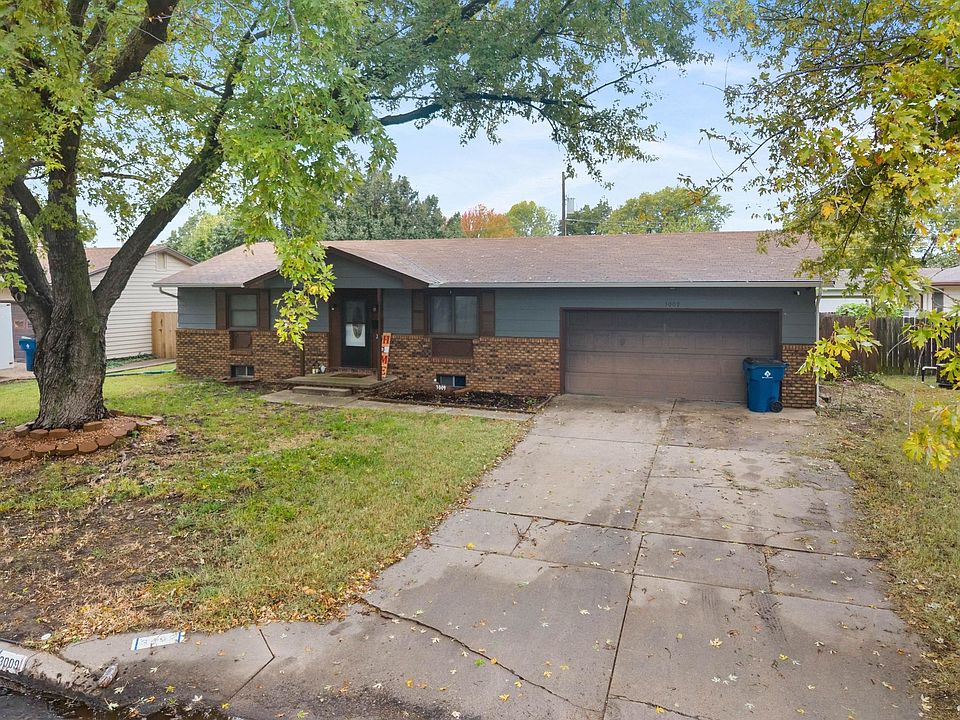 店舗用品 Roshan K.C. 3009 S Chase Ave, Wichita, KS 67217 | Zillow