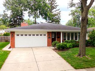 2200 Walnut St, Park Ridge, IL 60068