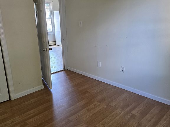 5th image of 123 Golden Street