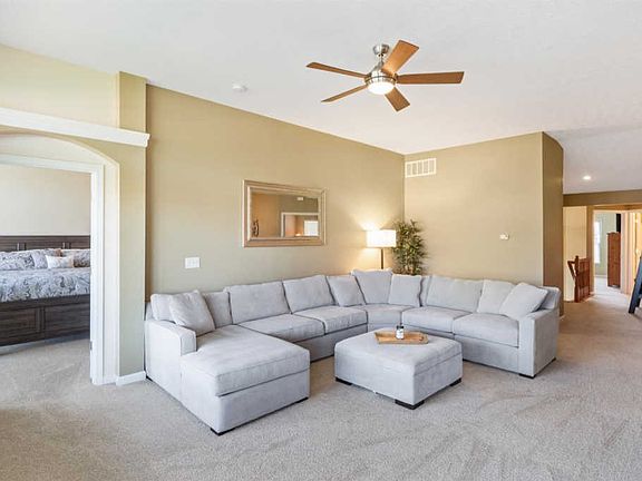 4th image of 6660 Adena Cir