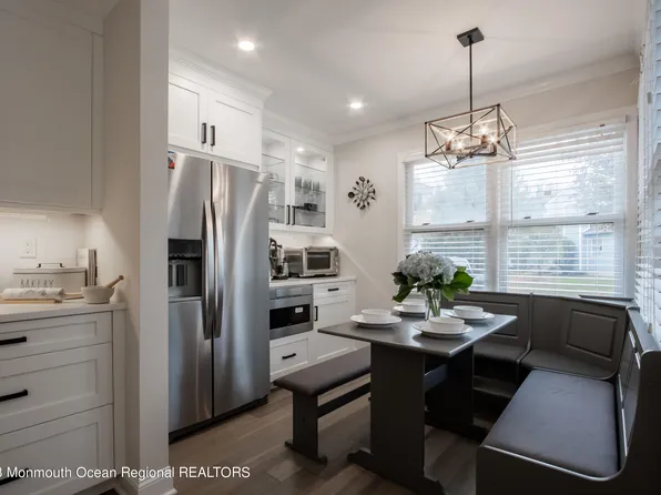 14 Eastborne Drive, Little Silver, NJ 07739