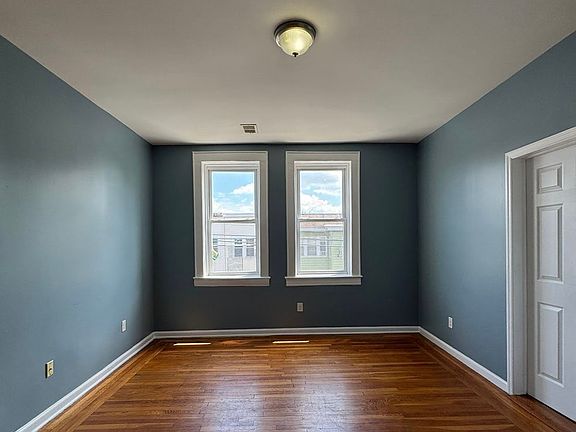 5th image of 22 Stuyvesant Ave #3A