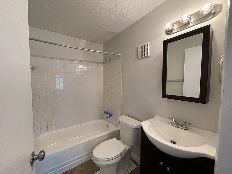 4591 Paddock Rd — Photo 12