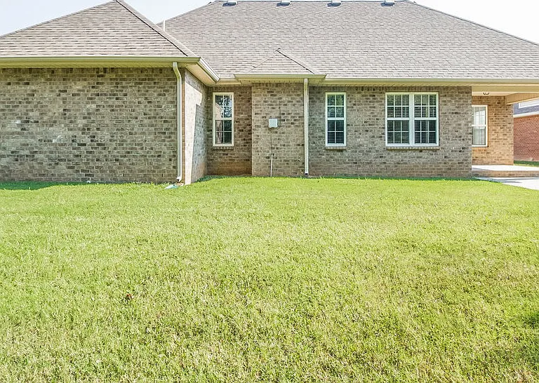 2745 Portside Ct — Photo 17