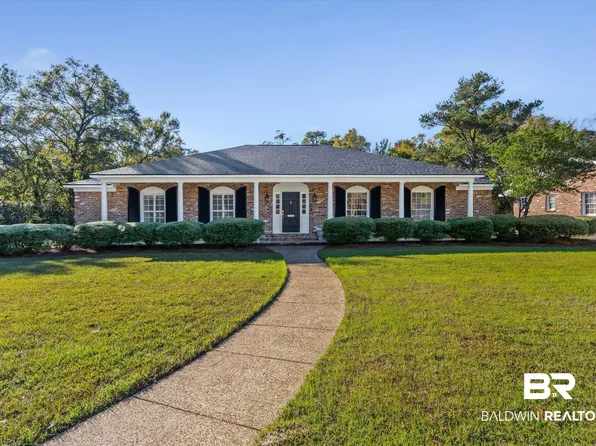301 E Indian Creek Dr, Mobile, AL 36607