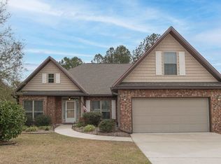 318 Mango Ln, Freeport, FL 32439